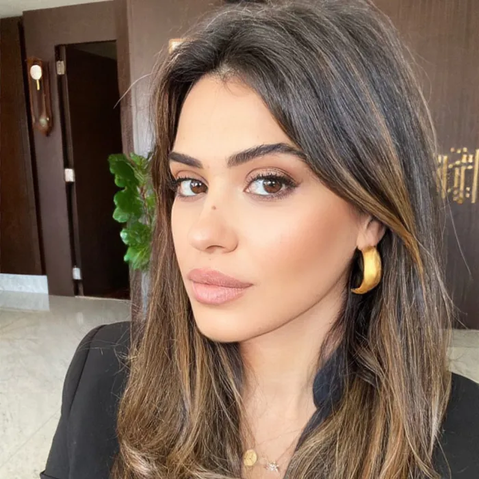 Mila Gold Earrings
