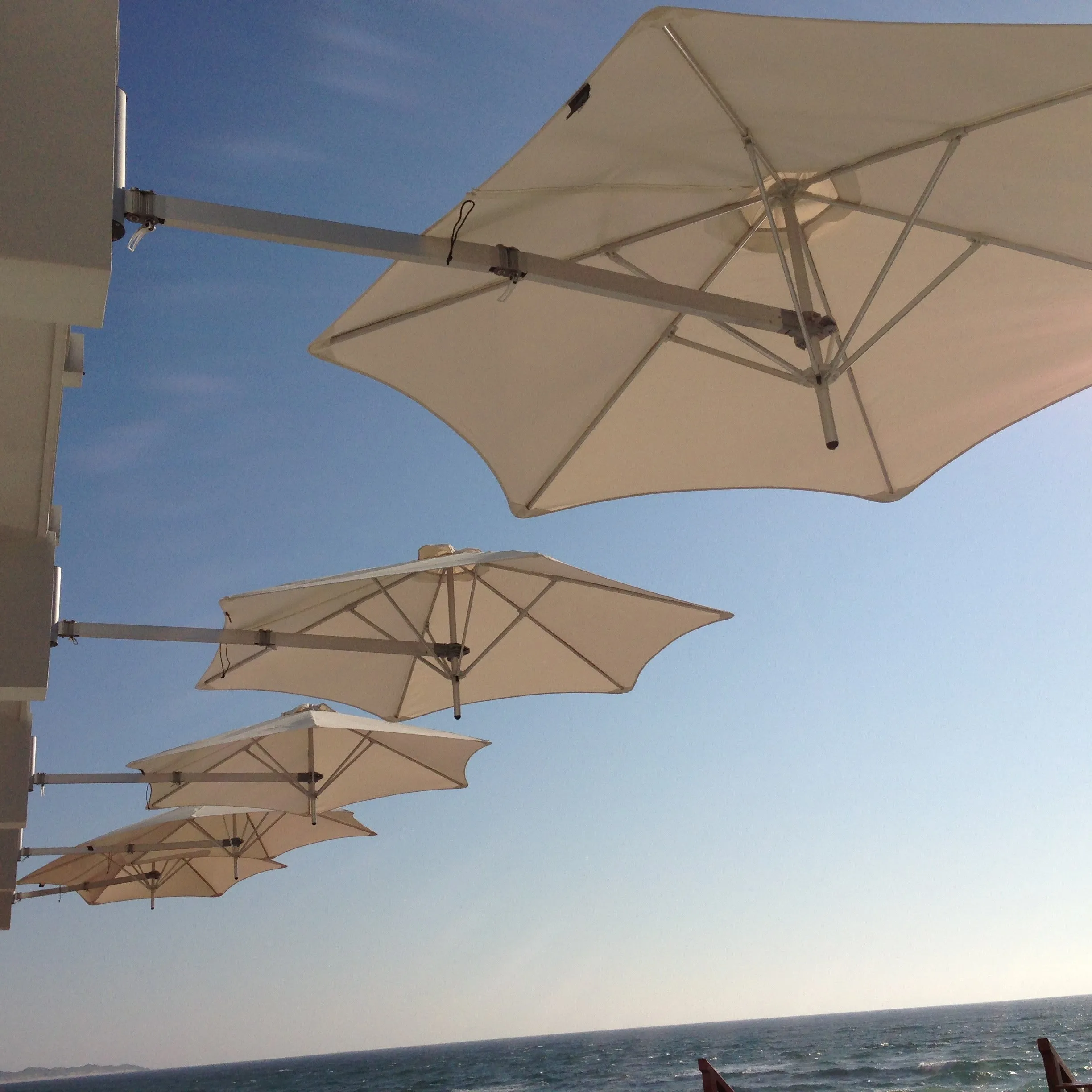 Paraflex Wallflex Round Wall-Mount Umbrella